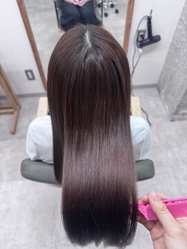 ホロ(holo-) つるりんちょ酸熱トリートメント20代30代
