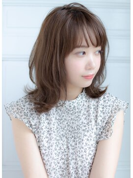 レジナヴィータ 栄(Reginavita) 【Reginavita栄】くびれセミディ@小野