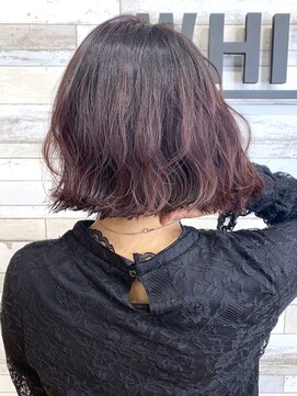 リンクス トウキョウ(LINKS TOKYO) 切りっぱなしミニボブにボルドーカラー☆