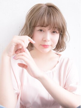 ルティア 池袋(Lutia) ブリーチカラー アッシュベージュ