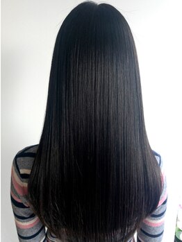 セラ バイ ユーレルム(SerA by U-REALM)の写真/【新導入！復元ストレート/サブリミック】横浜で貴重な取り扱いサロン！新次元のTrで理想の髪質へ♪