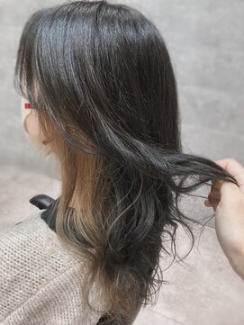 ソル 八王子(SOL) インナーカラー×ハニーゴールド