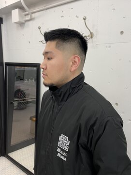 ウェルネス(Wellness) スパイラルツーブロックマッシュアップバングコンマヘア16