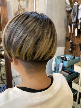 ヤー(ya) エッジの効いたショート