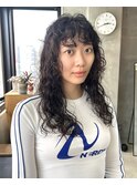 ロングスパイラルパーマ　カーリーヘア　くるくる