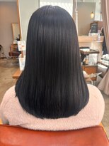 スアバイキキ(SuA by kiki.)&nbsp;似合わせカット/透け感バング/ぱつっとボブ/韓国ウェーブ[千葉]