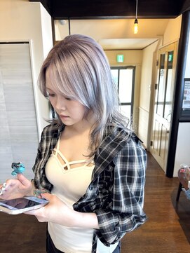 スパイスシー(spice_c) グラデーションホワイトカラー