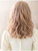 ハイトーンカラーホワイトブロンドかきあげロングY浦和20代30代