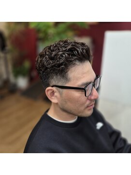 カットインタイム ツーブロックパーマスタイル