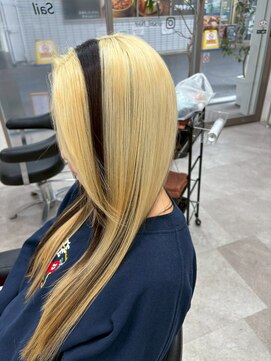 セイル(Sail) デザインカラーブロンド×ブラックロング