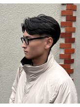 オムファミーユラグ(homme, famille raugh)&nbsp;ショートセンターパート×ニュアンスパーマ