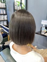 レナータ ヘア(Renata hair)&nbsp;アッシュグレー/ナチュラルボブ/ストレートボブ/透明感カラー