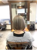 コントラストカラー