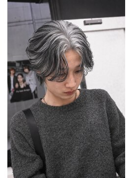 ピア ヤクイン(Pia Yakuin) ローライト