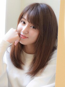 ロンド 銀座(Lond) 小顔ひし形シルエットナチュラルセミディ