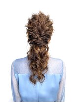 アヤナ バイ アヤラ(ayana by ayala)&nbsp;パーティーローポニー