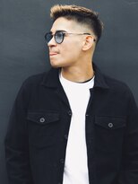 リバレッジ 広尾(Leverage)&nbsp;外国人風バーバースキンフェードアップバングスタイル