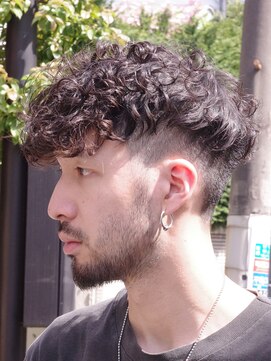 フィフス 渋谷(fifth) スペインカールスパイラルパーマ刈り上げフェード19時以降渋谷