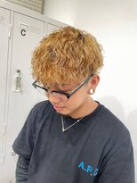 アクルヘアーバイテソロ(AKUR hair by tesoro) ハイブリーチツイストスパイラル