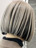 ウィコ 新宿(WICO)&nbsp;umbrella color [新宿駅/切りっぱなしボブ/エアリーロング]