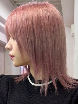 ウィコ 新宿(WICO) ピンクカラー[新宿駅/デザインカラー/レイヤーカット]