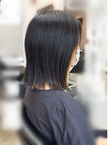 リル(LiL)&nbsp;ミディアム外ハネボブ×イヤリングカラー