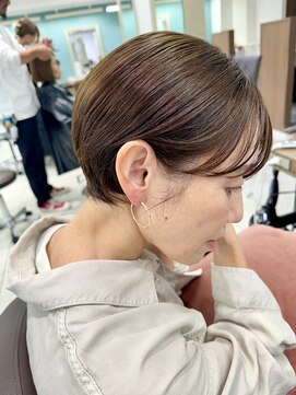 アッシュ 下北沢店(Ash) くせ毛さんてもおさまる耳掛けショートボブ