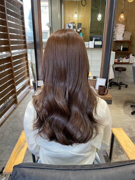 ピンズ(Pins) ブラウンベージュ