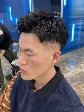 アンサー 千葉中央(UNSER prod by THE DAY) スキンフェードアップバングパーマ