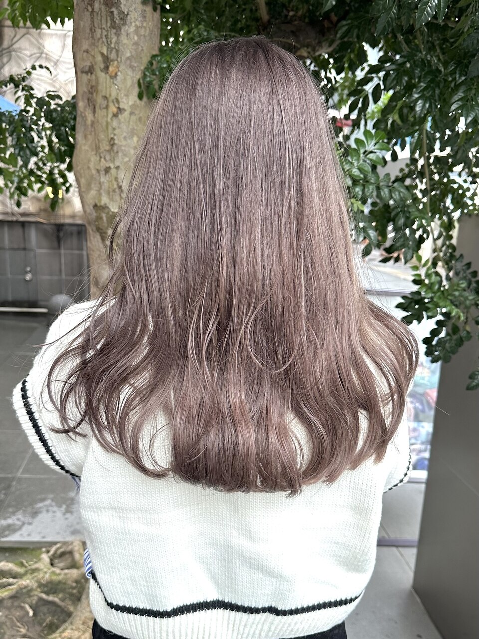ピンクベージュ/ブリーチ/表参道/原宿/女性美容師