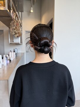 イミ(imi) カチモリ/タイトシニヨン/お団子/ヘアセット/ヘアアレンジ/登戸