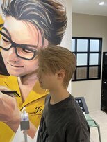 ステージ(STAGE)&nbsp;ダウンパーマ　センターパート　ニュアンスパーマ