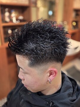 アンドザバダス(&THE BADASS) スパイキーショート