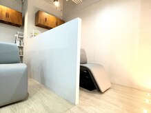 アムヘアー(A.M. hair)の雰囲気(半個室のシャンプー台で癒しのヘッドスパをさせて頂きます(^^))