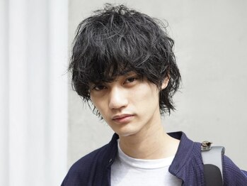 キングオブヘアバイノイズアンドフィフス 京都駅前店(KING of hair by NOISM&fifth)の写真/《今トレンドの緩めパーマ》無造作な質感のシャドウパーマで、初めてパーマをかける方にも◎[京都/men's]