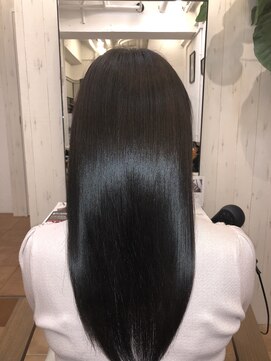 アコンプリッシュ 代官山 恵比寿(accomplish) クリスタルミネコラ