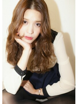 キートスバイガーランド (Kiitos by Garland) [Kiitos]大人可愛い☆小顔に見える無造作ウェーブ