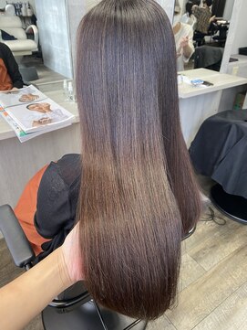 リジー(Litzy) ”オーガニックカラー×TOKIOハイパー”【椎葉】