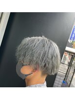ヘアーサロン ウノ 新百合ヶ丘(hair salon UNO) 【ホワイトシルバー】