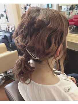 シャンプーボーイアネックス(SHAMPOO BOY Annex) 波打ちウェーブアレンジbyERINA