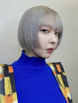 ヴァーディ オモテサンドウ(Vardy omotesando) グレーカラー・シルバーカラー・ハイトーンカラー