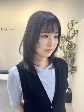 ユニ 江坂(Uni.) 20代30代40代 レイヤーカット 縮毛矯正 髪質改善