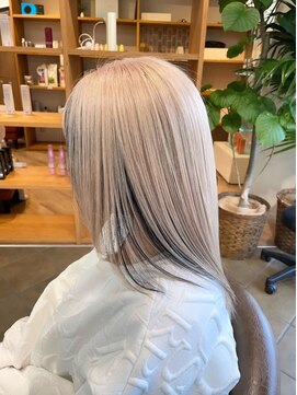 ソワンドゥブレス 瓜破店(soin de brace) white milk tea × black