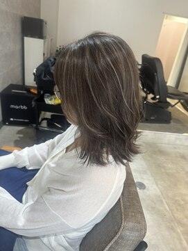 ナズ 函館昭和店(Na'z) ミディアムボブ　ハイライト