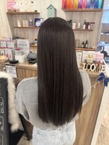 サリュー バイ イザ(Salut by IZA)&nbsp;チョコレートブラウンカラー似合わせカットセミロング