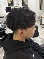 ヒュイル バイ ニアウ(Hwyl by Niau) MEN’S HAIR/波巻ツイストスパイラル/シャドウパーマ/伊勢崎