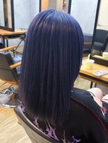 ミー 新宿(MII) ネイビーブルー/ダブルカラー/デザインカラー/髪質改善/新宿/MII