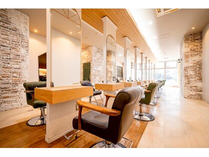 アーサス ヘアー デザイン 流山おおたかの森店(Ursus hair Design by HEADLIGHT)の写真