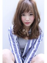 アトレ コウベ(Attrait KOBE)&nbsp;ランダムカールの小顔ミディアムパーマ