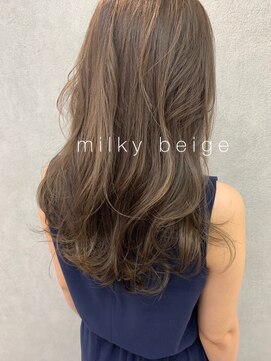 クラン 博多(Clan) 【村上】　レイヤーカット×ミルキィベージュ